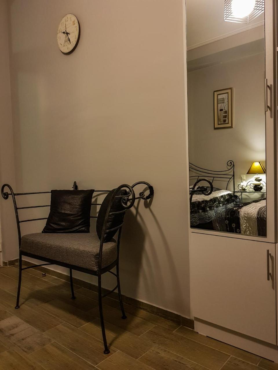 Hotel T Apartment Gonio Eksteriør bilde